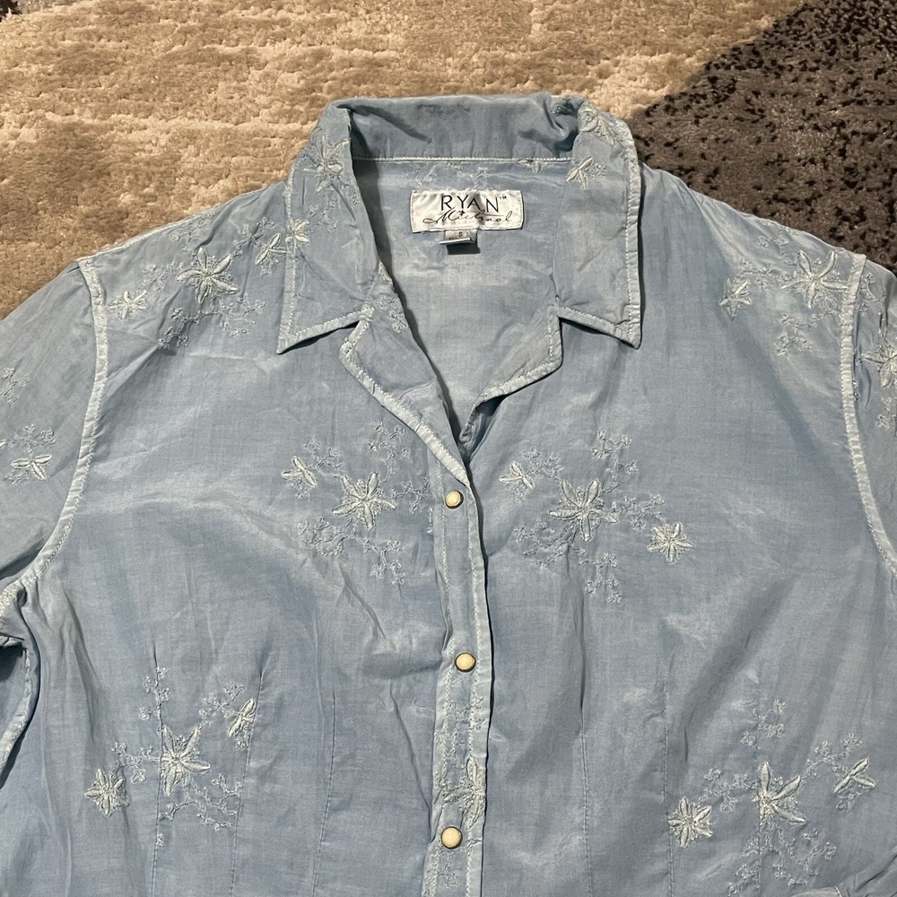 Ryan Michael Western Shirt Women Small Blue Silk Blend Embroidered Pearl Snap